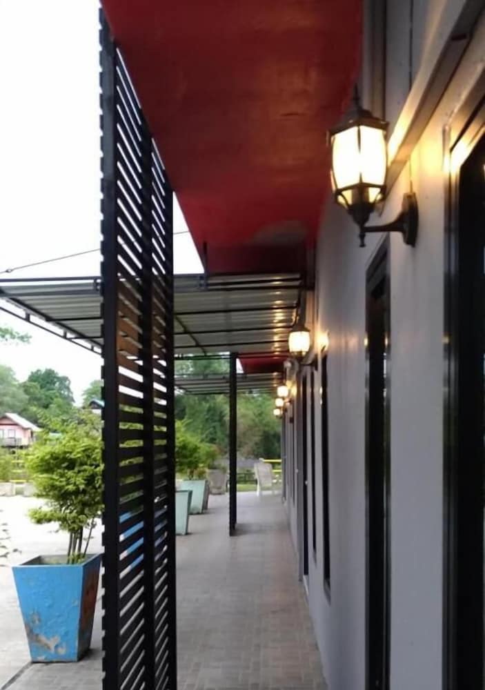 Фото Baansri Family