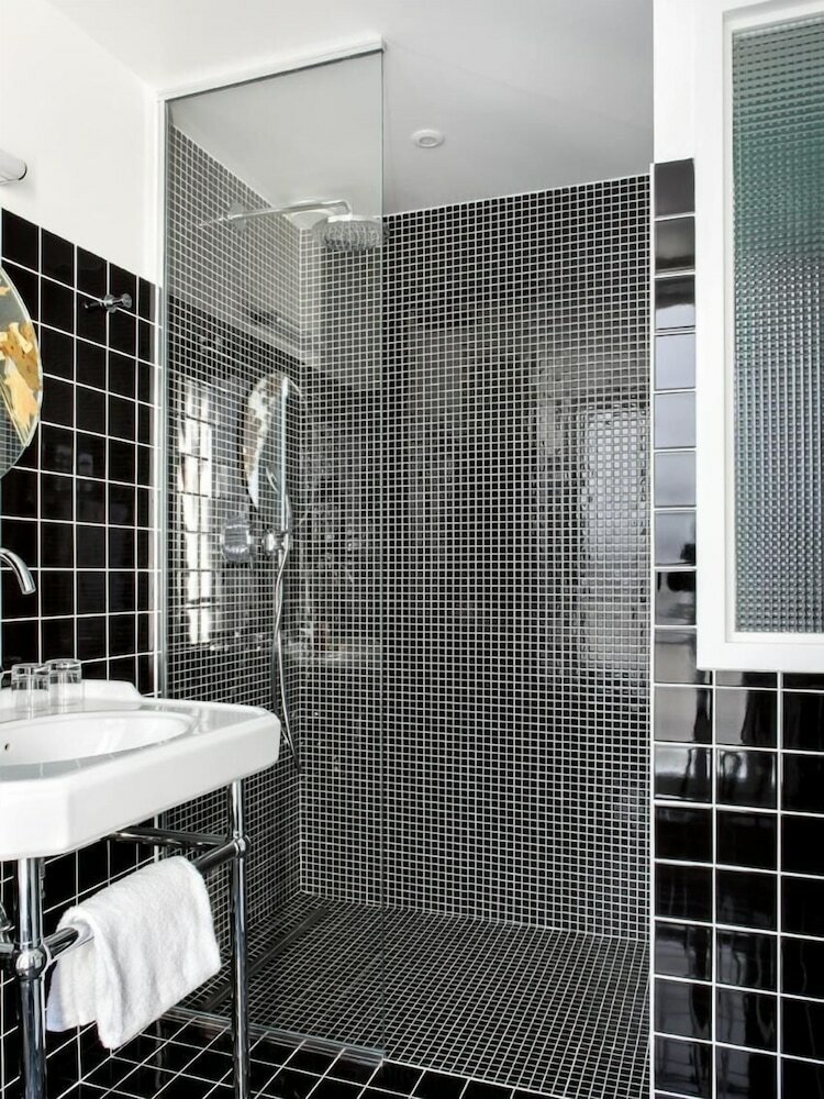 Фото New Hotel Le Voltaire