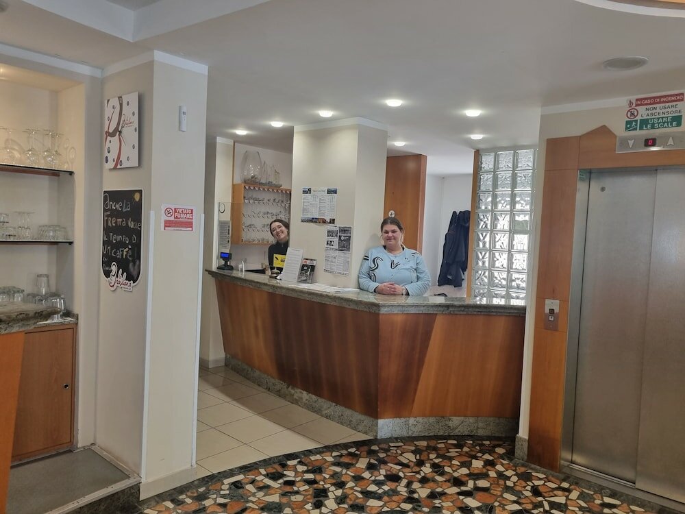 Фото Hotel Marina