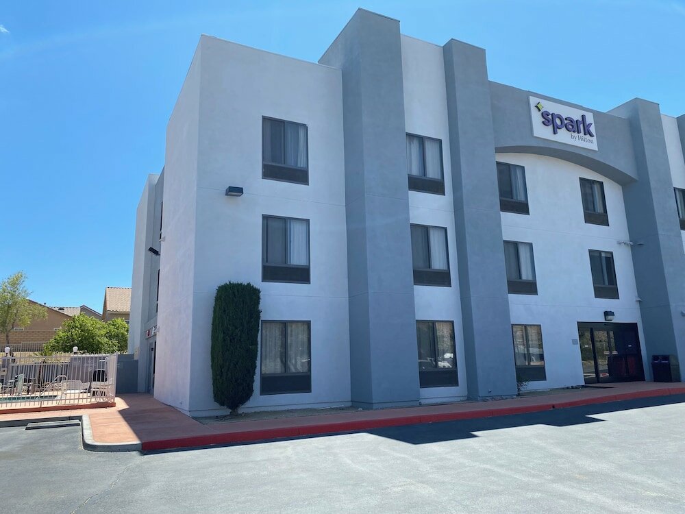 Фото Отель by Best Western Yucca Valley Joshua Tree