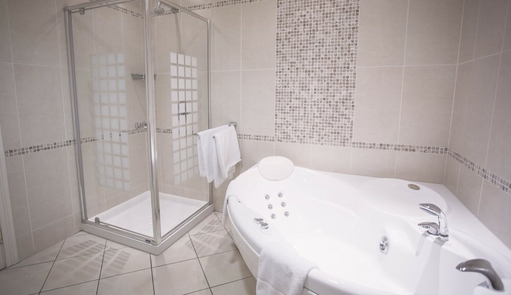 Фото Canal Court Hotel