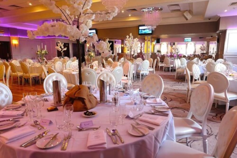 Фото Canal Court Hotel