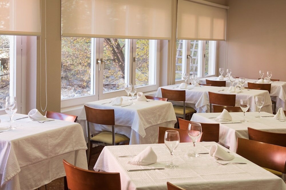 Фото Evenia Oros