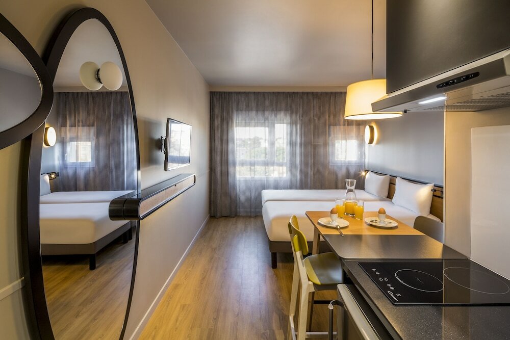 Фото Aparthotel Adagio access Montpellier Centre