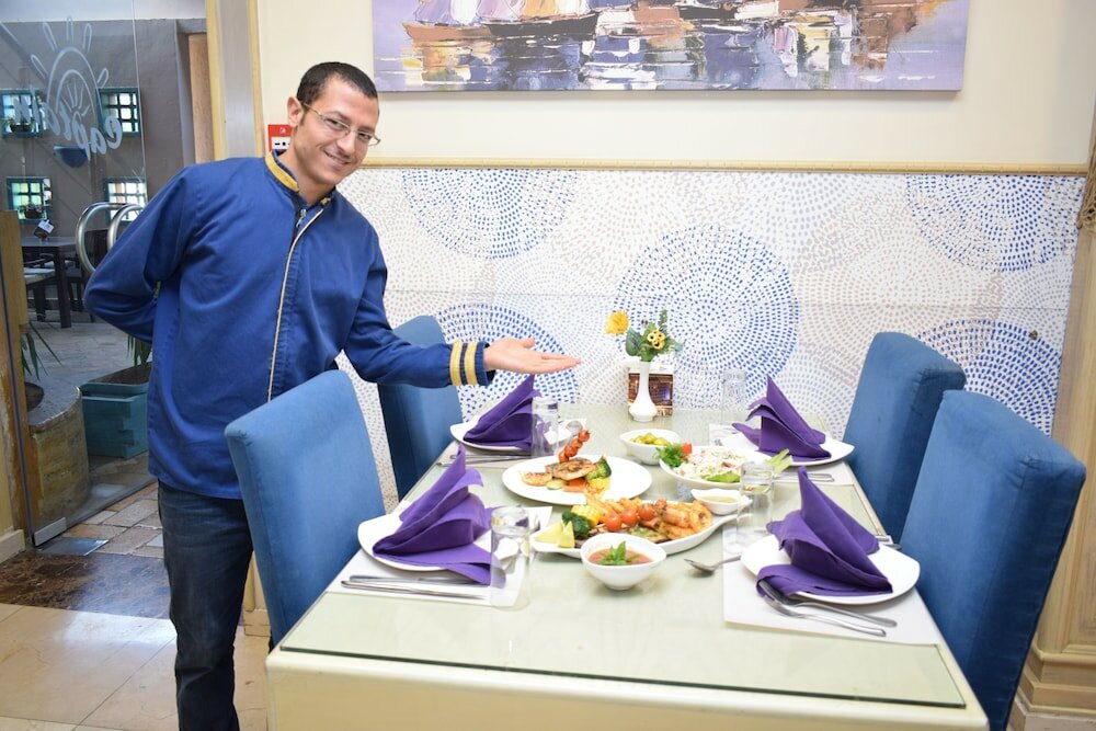 Фото Captain's Hotel