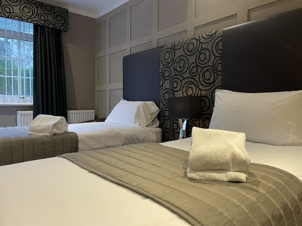 Фото Glazert Country House Hotel