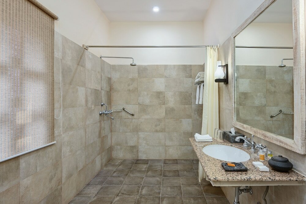 Фото Hotel Dev Vilas