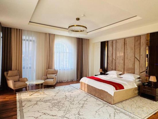 Фото Kangurt Grand Hotel