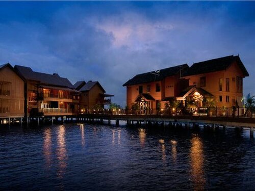 Внешний вид отеля Bukit Merah Laketown Resort в Кериане, фото 4