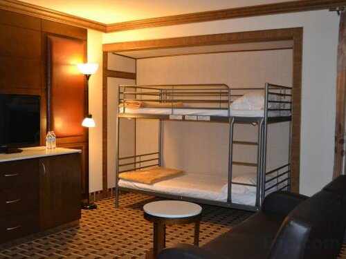 Гостиница La Crystal Hotel - Los Angeles Area в Карсоне