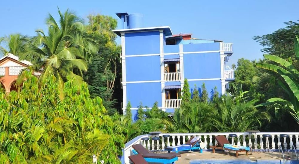 Фото Mayflower Beach Resort