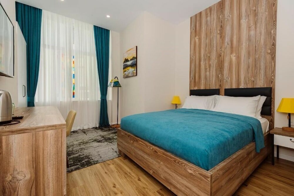 Фото Boulevard Batumi Hotel