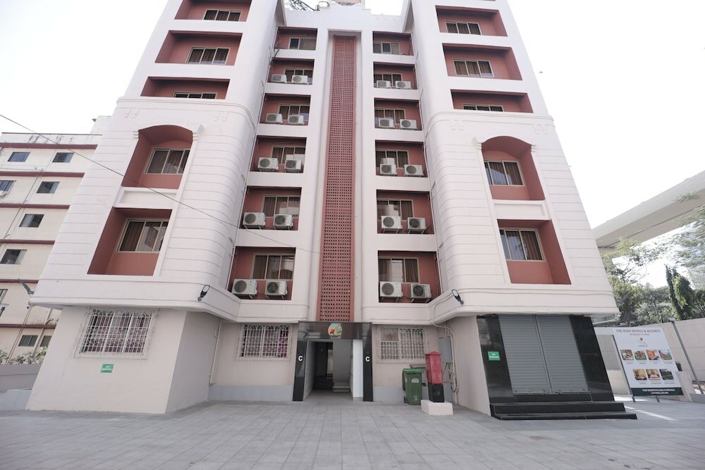 Фото Отель The Byke Suraj Plaza Veg