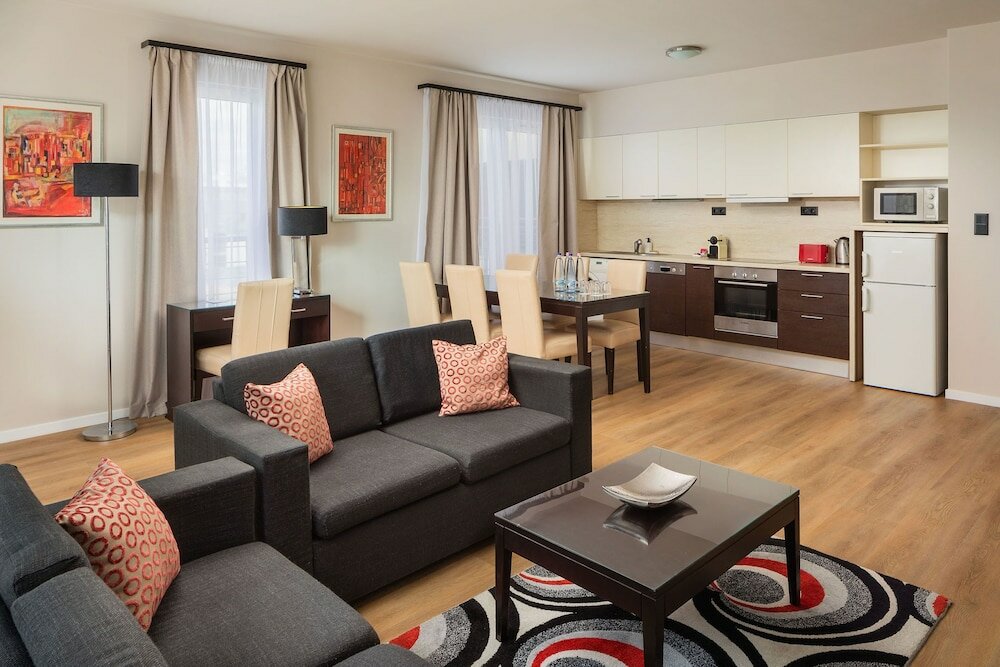 Фото Escala Hotel & Suites