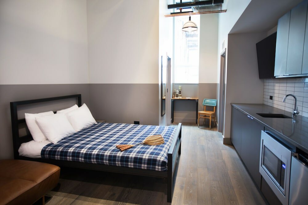 Фото The Chicago Hotel Collection River North