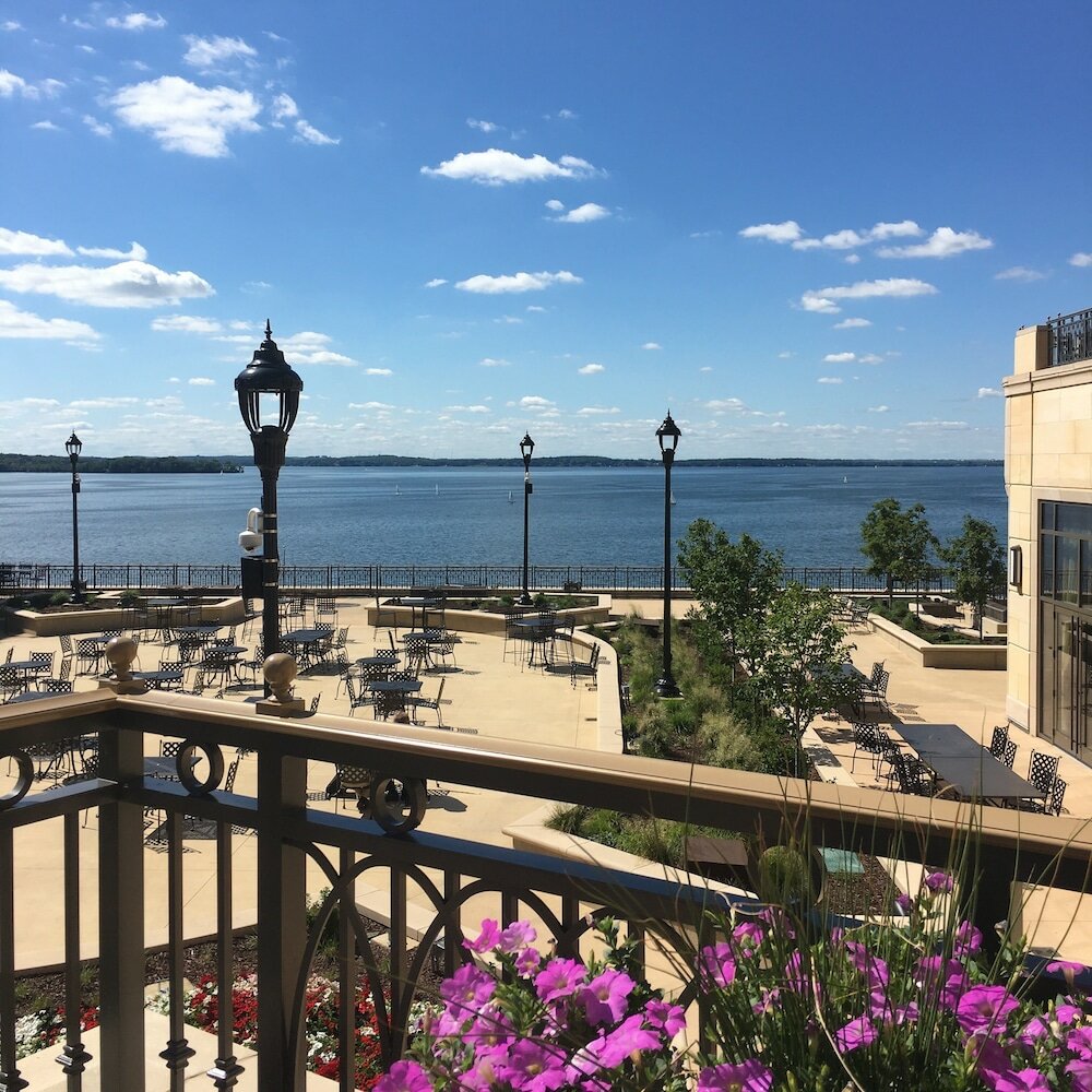 Фото The Edgewater