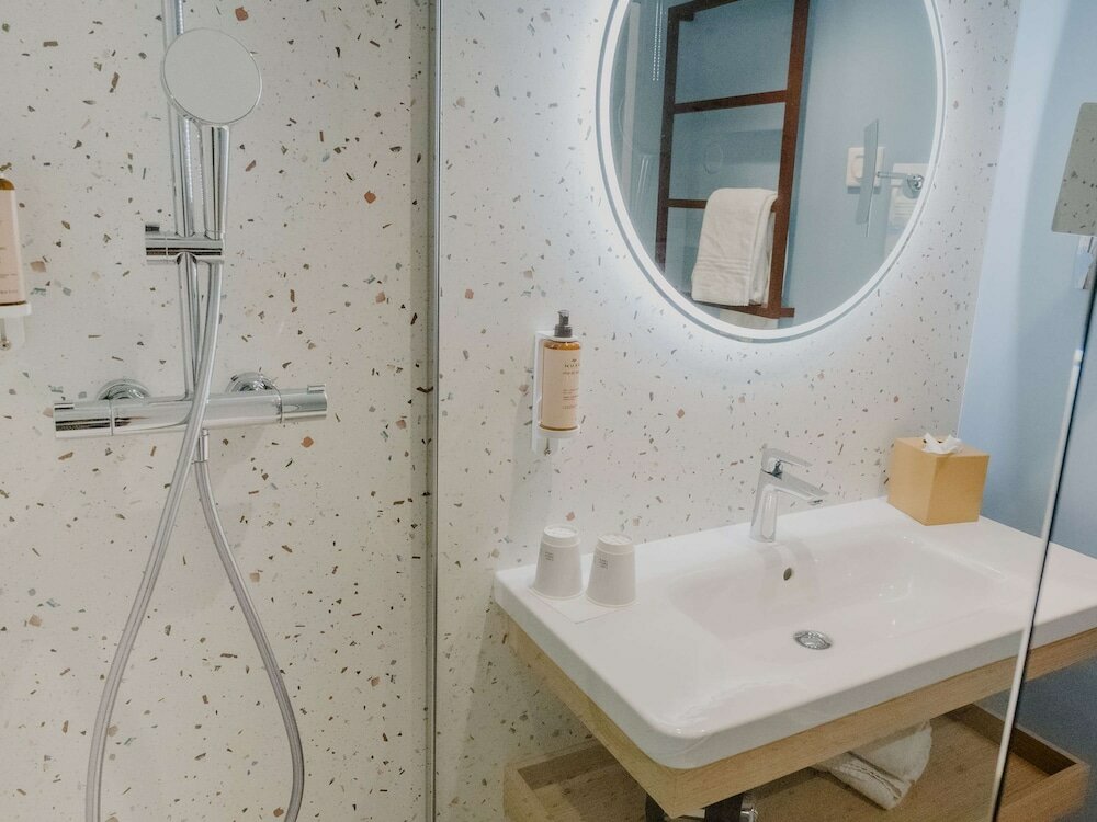 Фото Mercure Le Havre Centre Bassin du Commerce Hotel