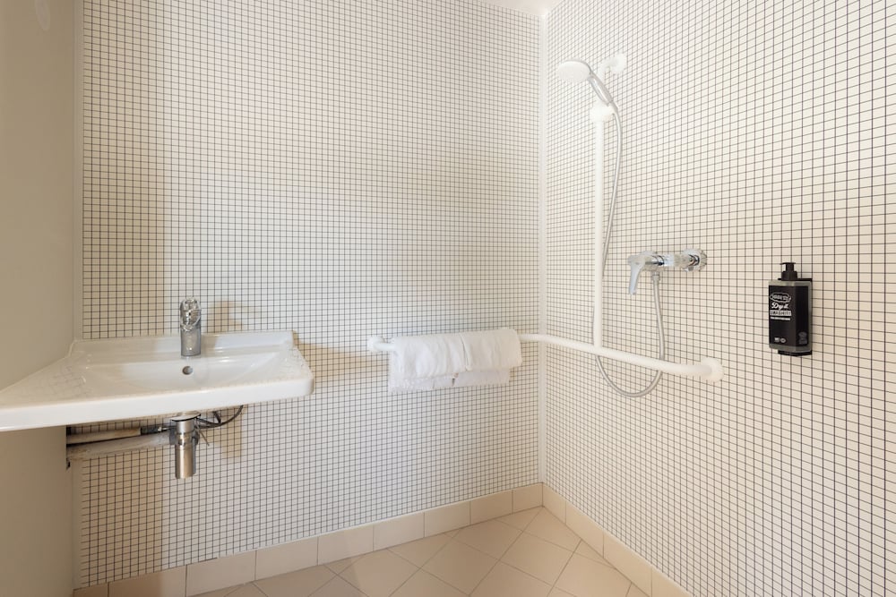 Фото Ibis budget Nanterre La Défense