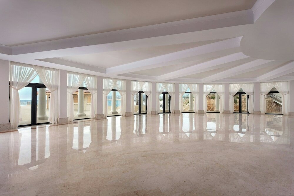 Фото Westin Dragonara