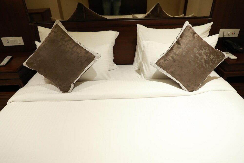 Фото Hotel Golden Tower