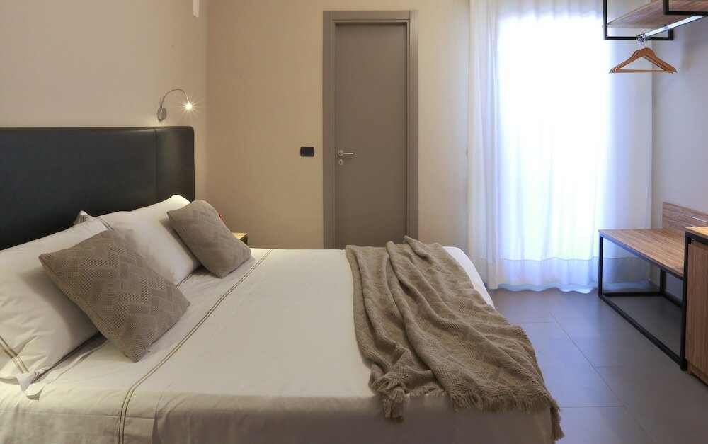 Фото Hotel Aloisi