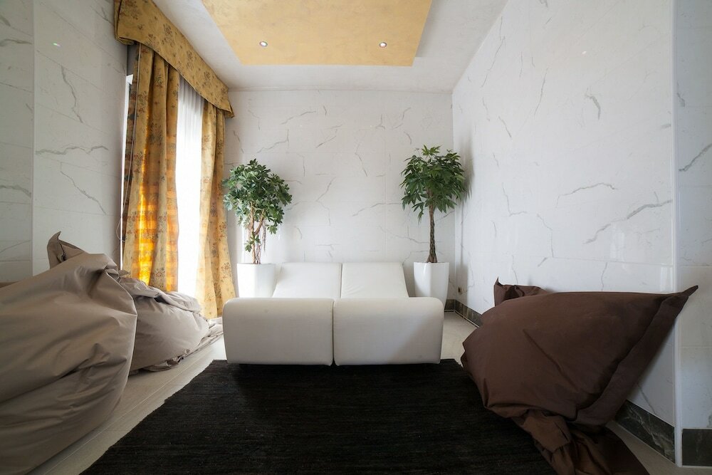 Фото Hotel Diplomat Palace