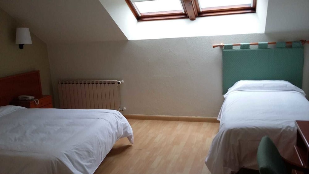 Фото Hotel Arcea Villaviciosa