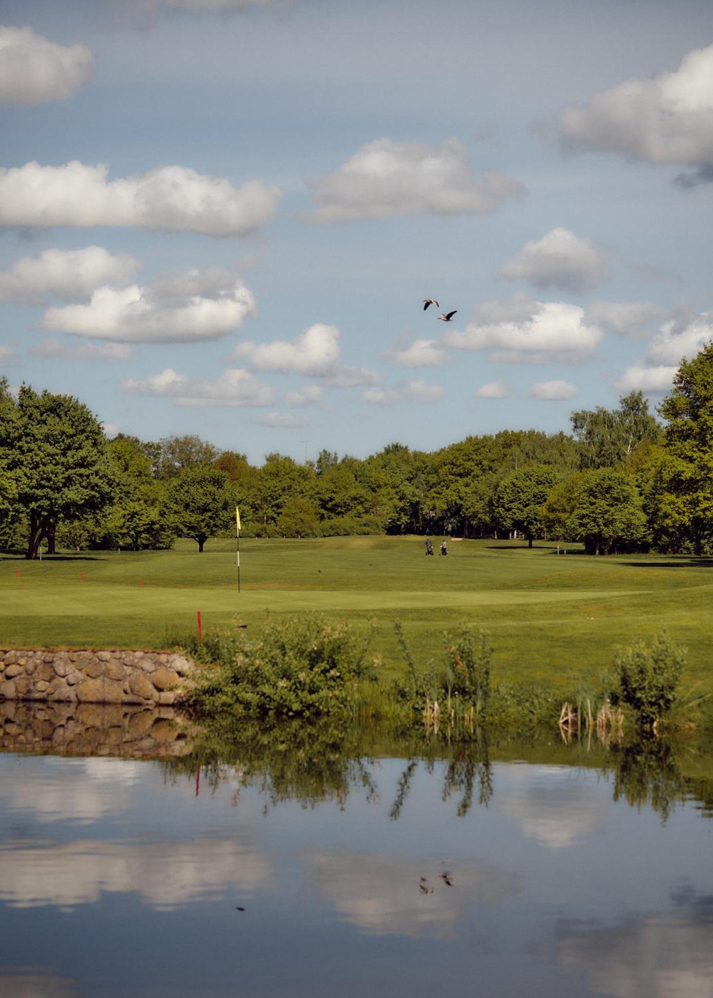 Фото Aparthotel am Golfclub Treudelberg