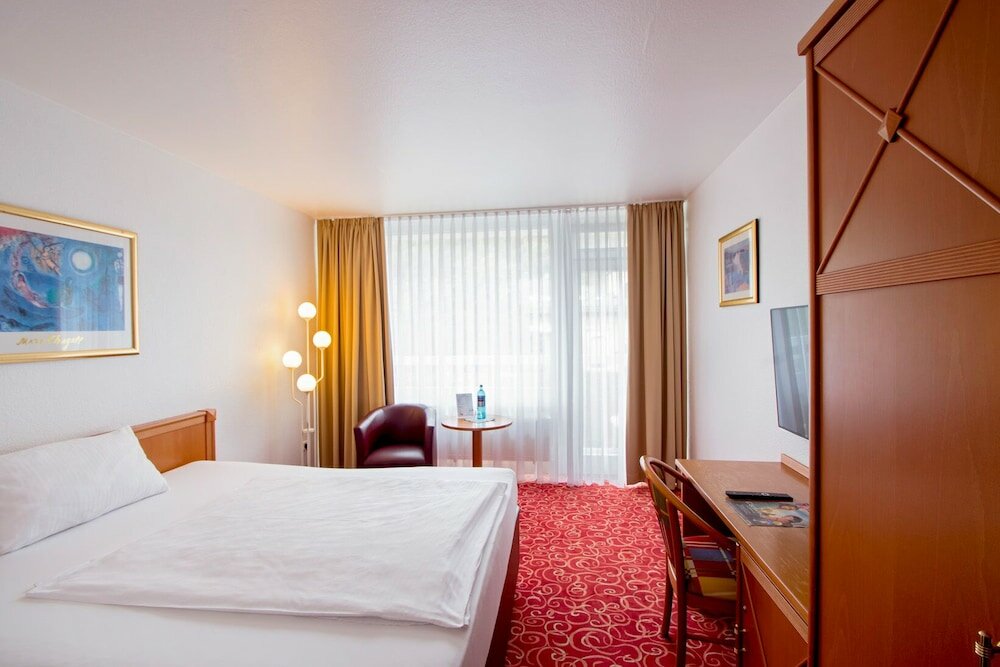 Фото Caravelle Hotel im Park