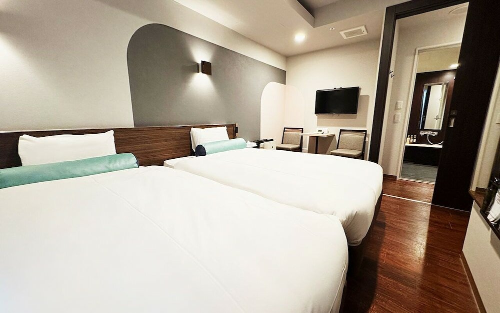 Фото Tanimachi Luxe Hotel