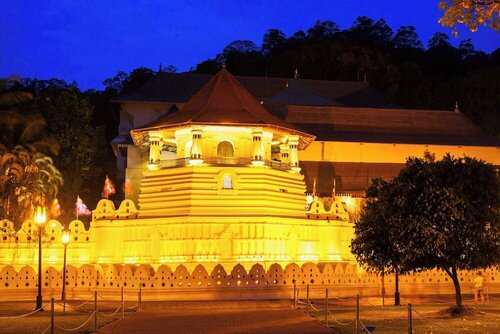 Внешний вид отеля Radisson Hotel Kandy в Канди, фото 1