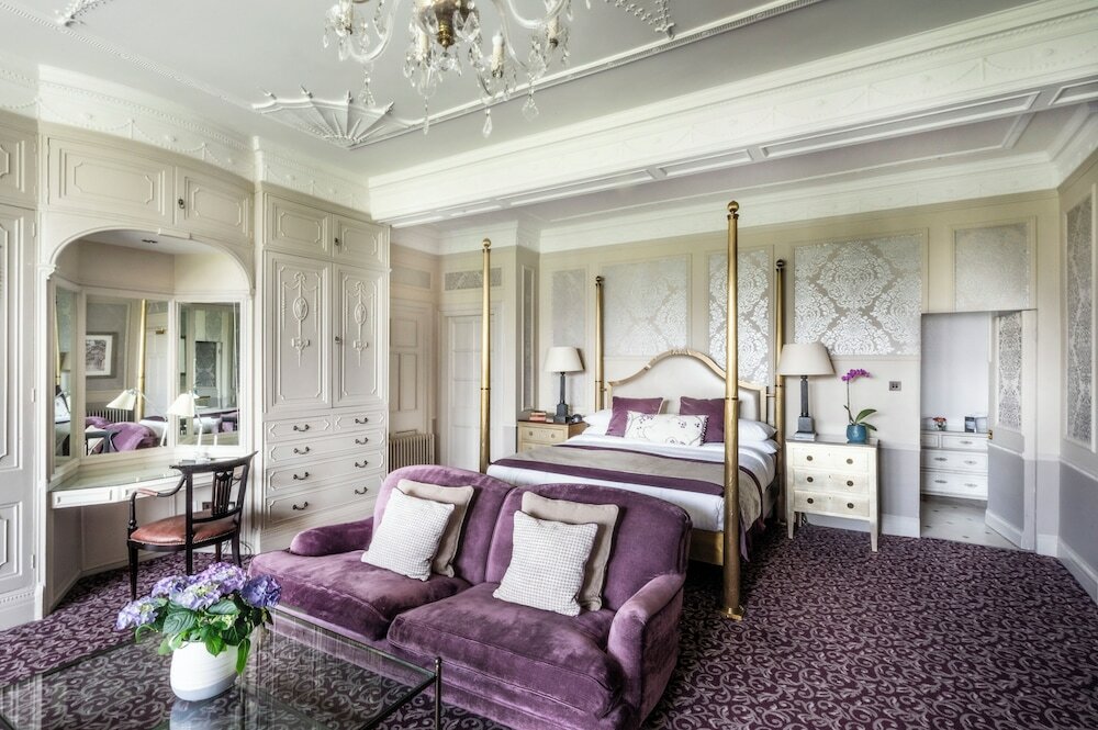 Фото Woodlands Park Hotel