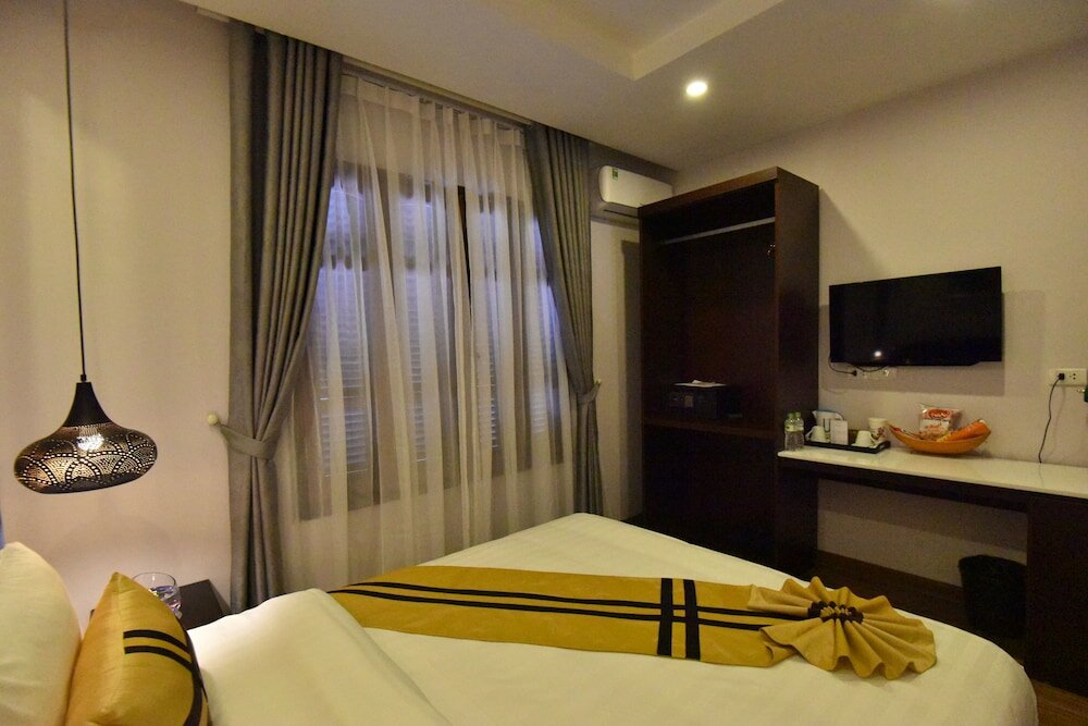 Фото S Central Hotel & SPA