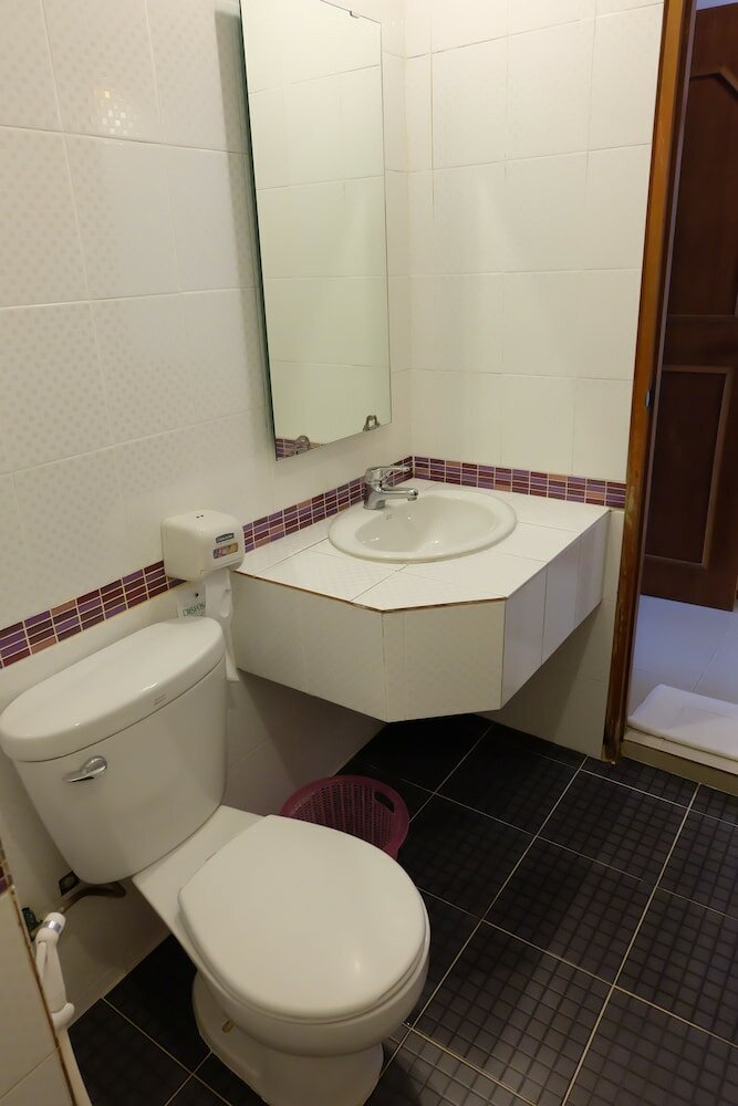 Фото Riverside Hotel