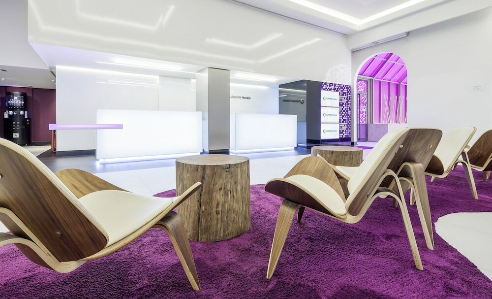 Фото Hotel Ilunion Suites Madrid