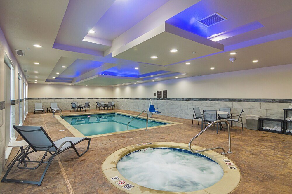 Фото Comfort Inn & Suites Oklahoma City South I-35