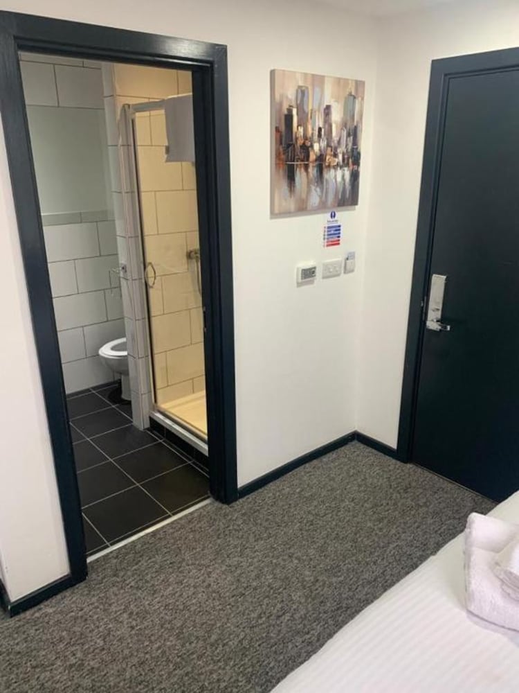 Фото Trivelles Regency Nottingham