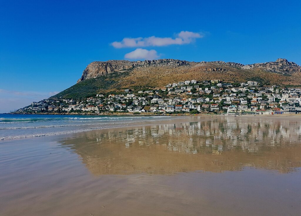 Hotel 52 on Fish Hoek, Capetown, photo
