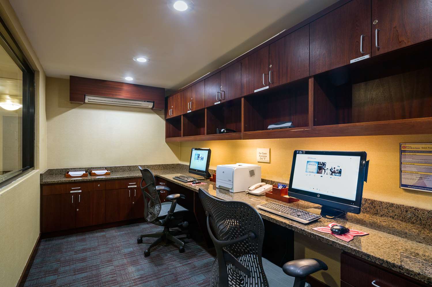 Фото Hilton Garden Inn Tribeca