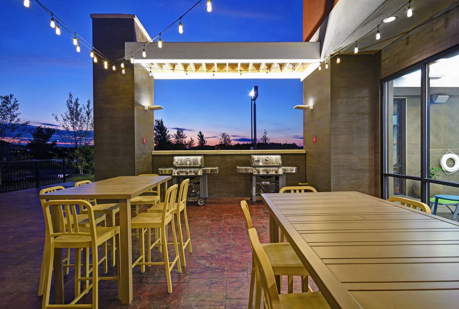 Фото Home2 Suites by Hilton Utica, Ny