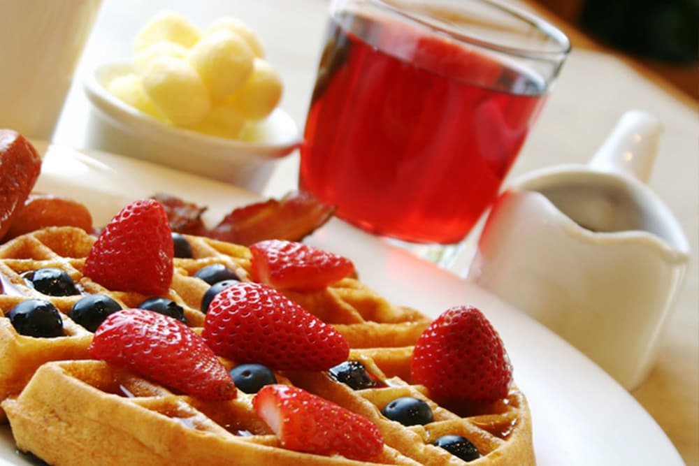 Фото Capri Suites Anaheim