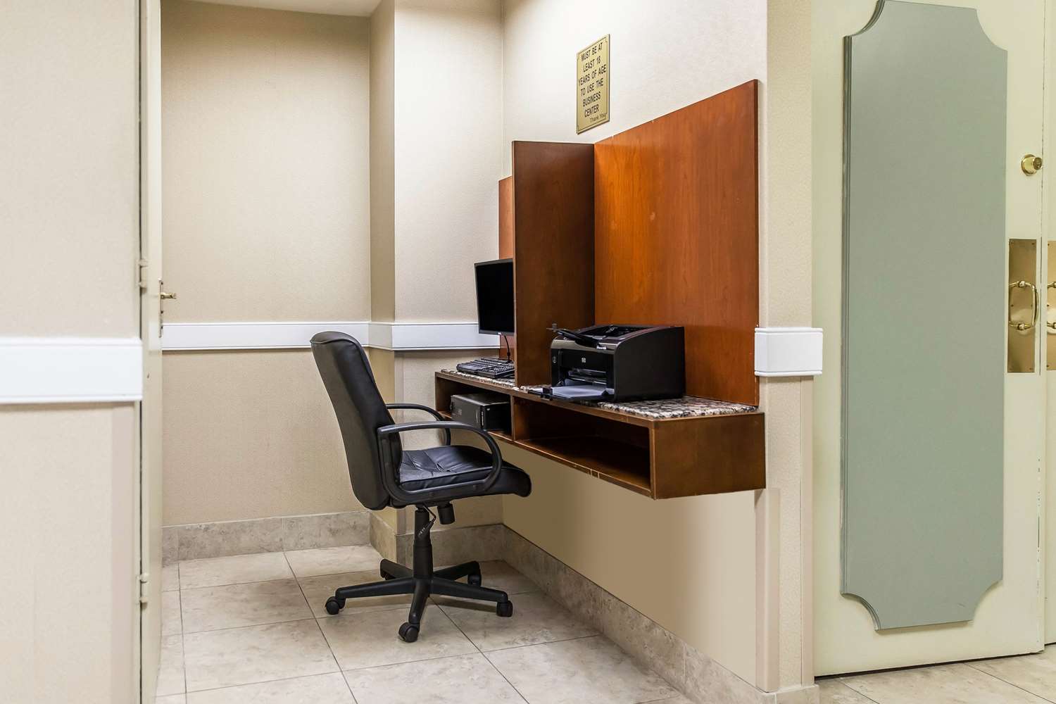 Фото Comfort Inn Pentagon City