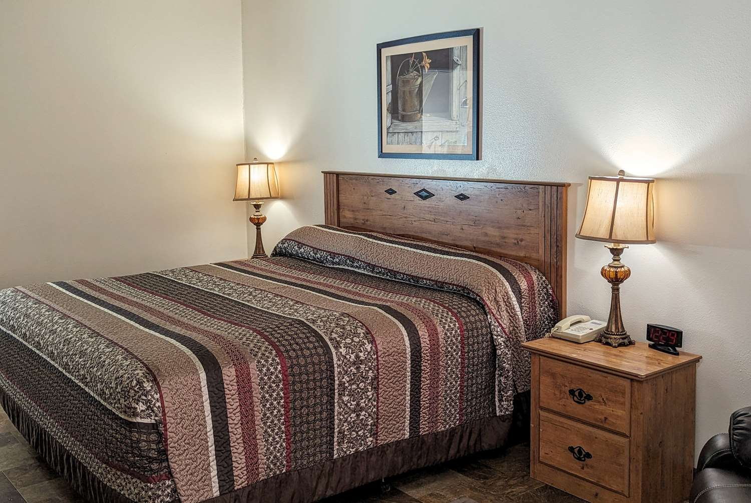 Фото Travelodge Inn & Suites by Wyndham Deadwood