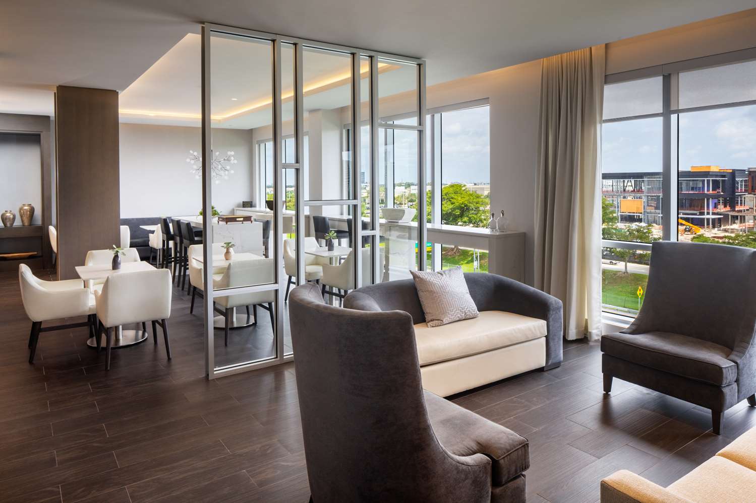 Фото Hilton Aventura Miami