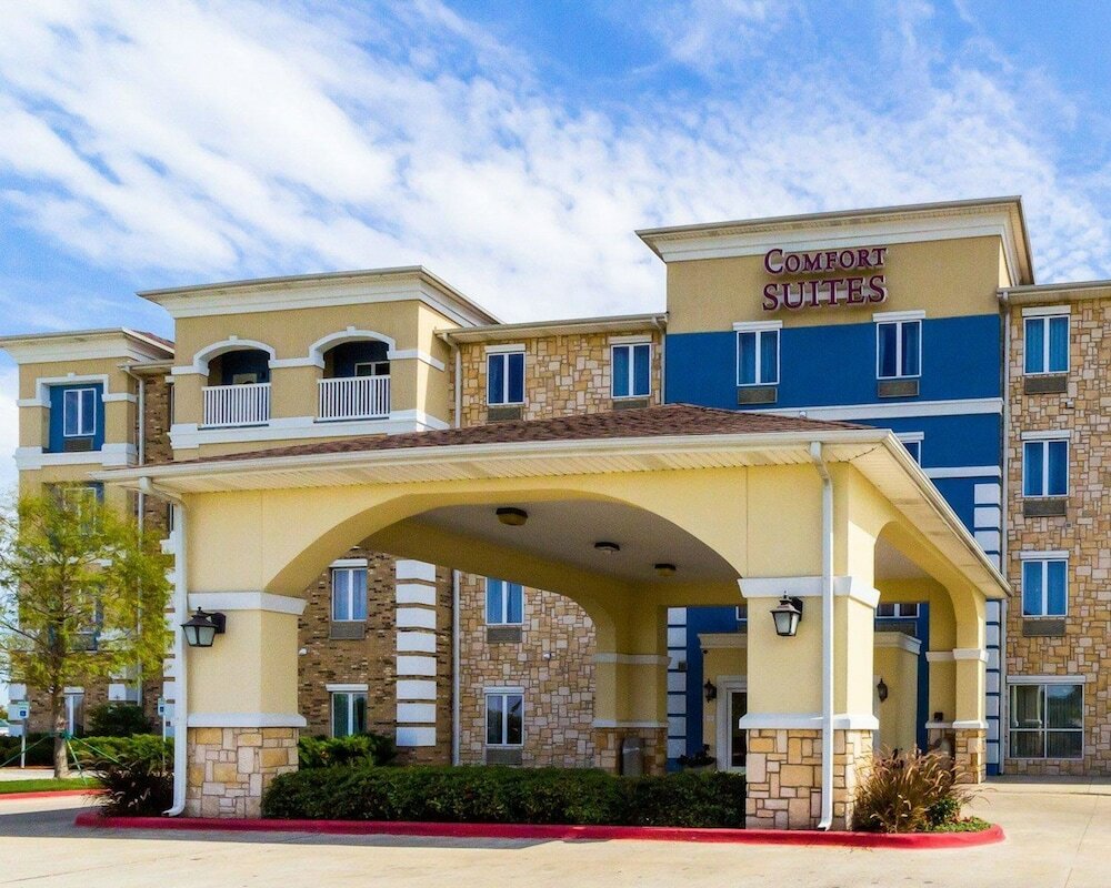 Фото Comfort Suites Central