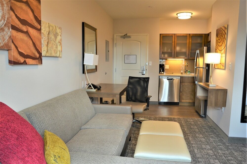 Фото Staybridge Suites Hillsboro - Orenco Station, an Ihg Hotel