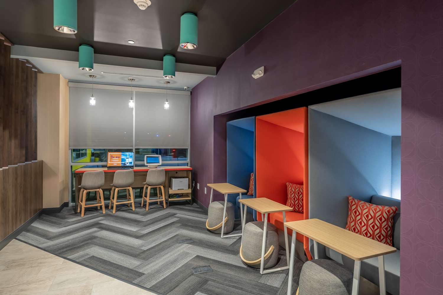 Фото Tru by Hilton Dallas Downtown Market Center