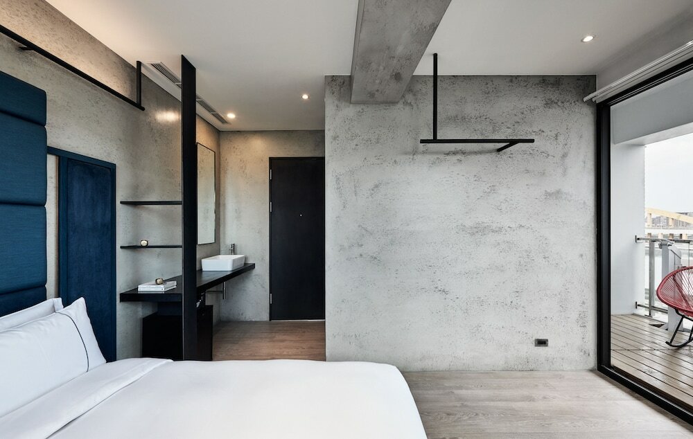 Фото Waterfront Hotel