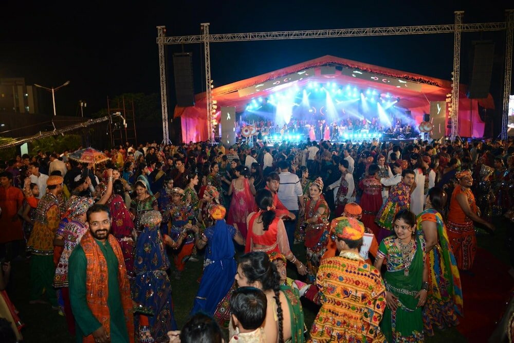 Фото The Manor Hotel