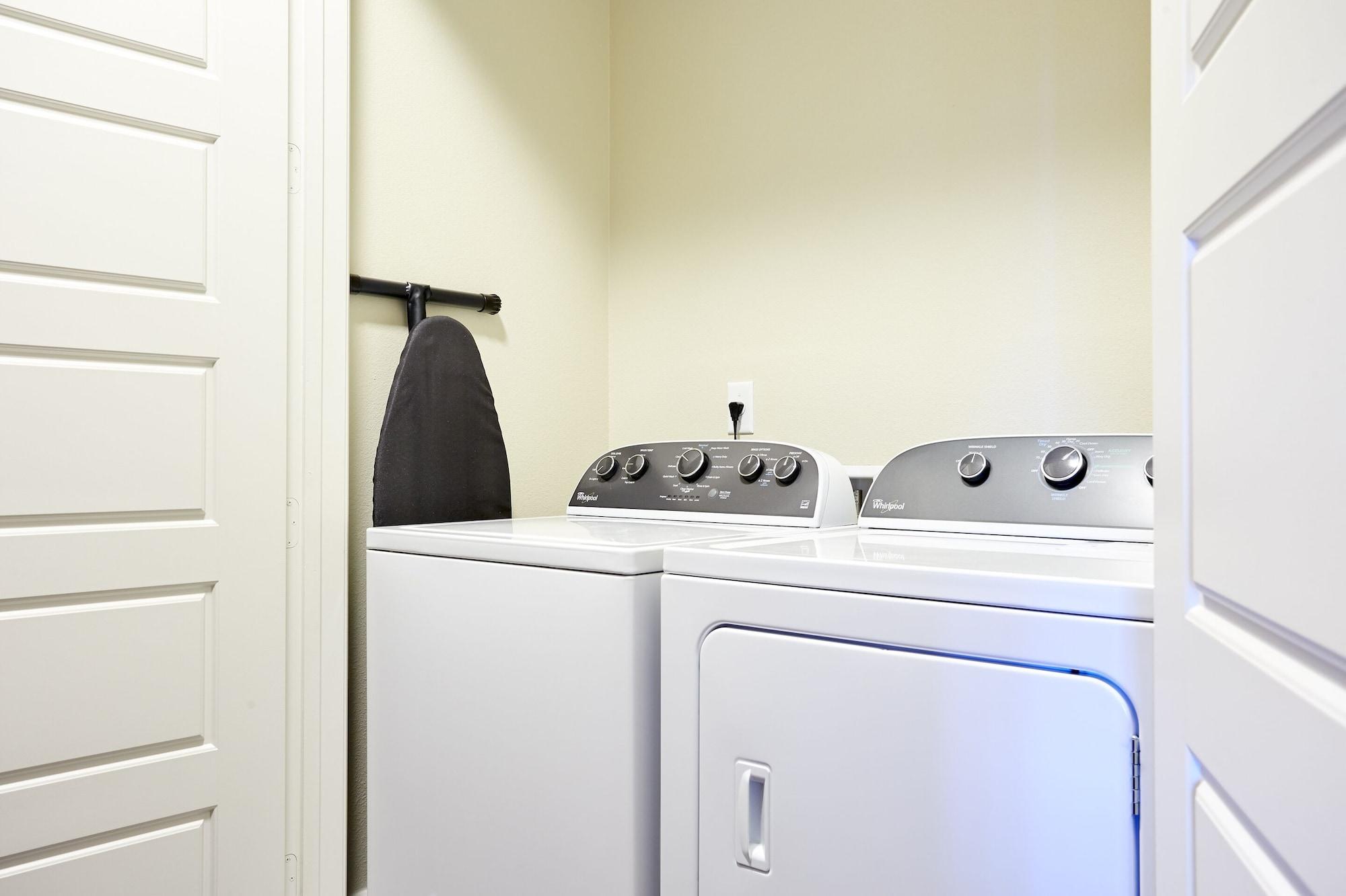 Фото Sonder at The Catherine